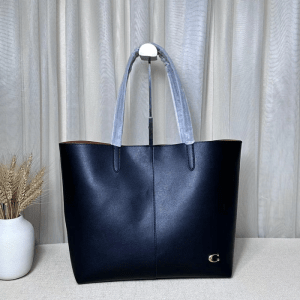 Diora Tote Bag