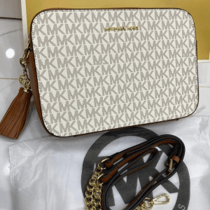 Carate Shoulder Bags