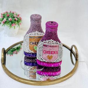 CHEERS CRYSTAL CLUTCH