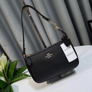 Note Shoulder Bag